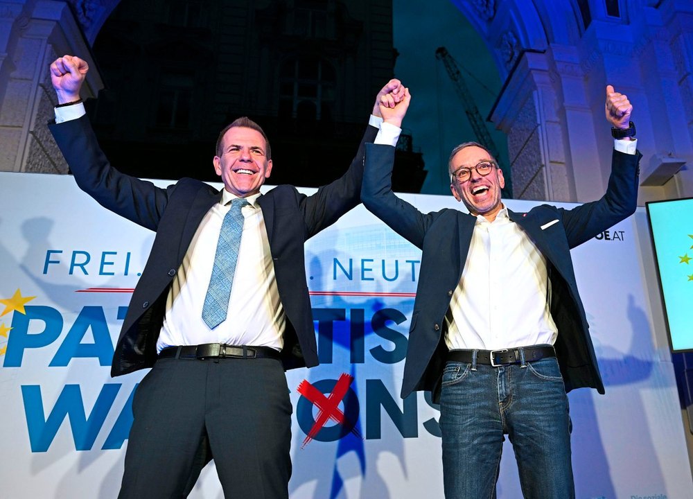 FPÖ gewinnt EU-Wahl vor ÖVP, SPÖ, Grünen und Neos