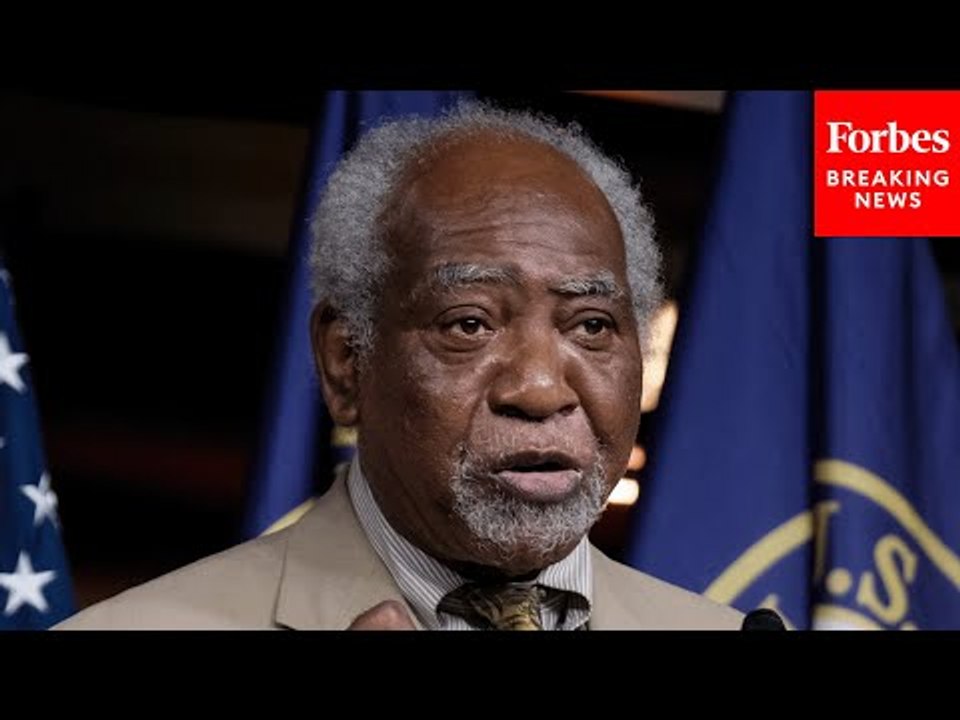 Danny Davis Touts 'Long-Term Benefits' For Recipients Of Unemployment Insurance And Their Families