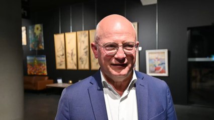 "On montre qu'on peut encore faire de la politique sans devoir chercher les extrêmes" estime Jean-Luc Crucke (Les Engagés)