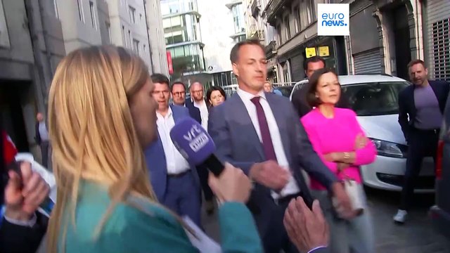 Премьер-министр Бельгии де Кроо объявил об отставке после тяжёлого поражения его партии на выборах