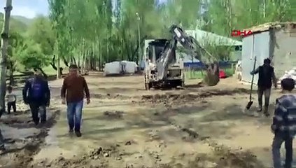 Bir ilimizi sağanak vurdu: Sel şehri silip süpürdü