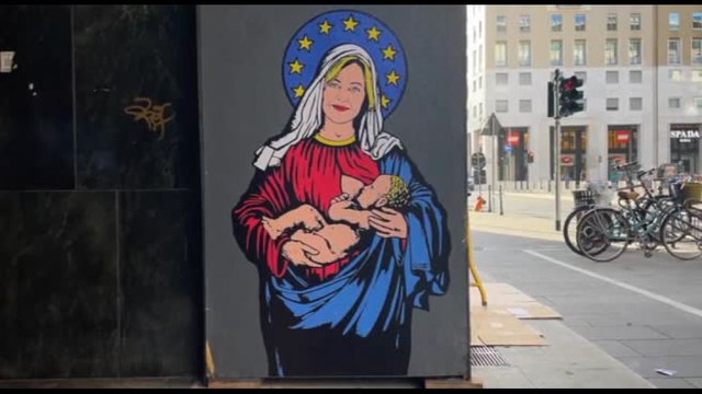 Santa Giorgia Meloni nel murales pop di aleXsandro Palombo