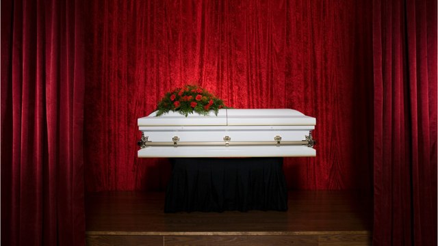 Découverte d'une erreur fatale aux États-Unis : une femme prétendument morte respire encore