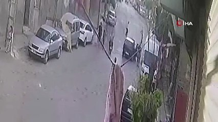 7 yaşındaki çocuğun feci sonu! Otomobil üzerinden geçti