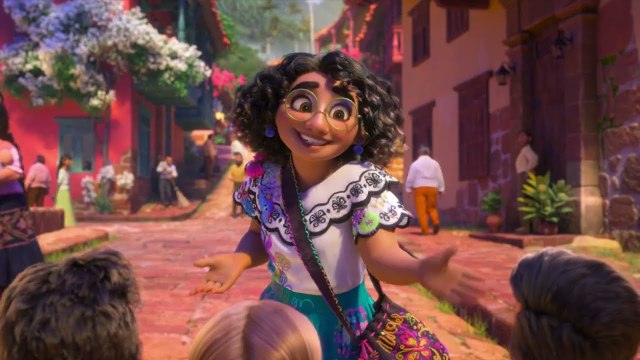 Encanto, la fantastique famille Madrigal - Extrait La famille Madrigal [VF|HD1080p]