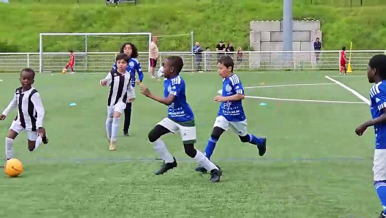 Nos U9 à la journée Nationale des débutants le 08 Juin 2024 à oissel