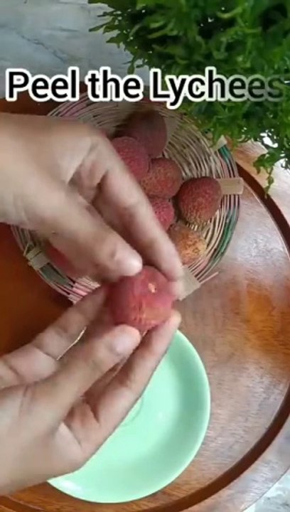 Tastiest_Lychee_Drink_Recipe._Healthy_and_easy_recipe_of_lychee._Must_try_#shorts(360p)