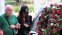 Olga Moreno, rota en el funeral de su madre