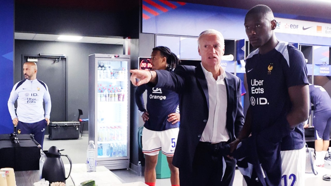 La victoire des Bleus coté coulisses (3-0)