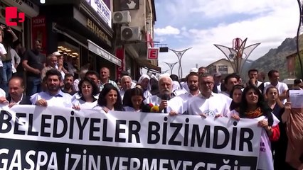 Hakkari'de kayyıma karşı 'Demokrasi Yürüyüşü' başladı