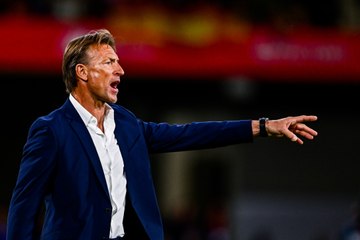 Hervé Renard évoque les deux matches face à l'Angleterre