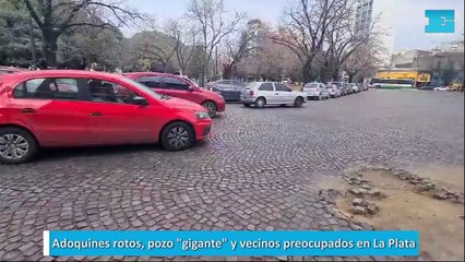 Adoquines rotos, pozo "gigante" y vecinos preocupados en La Plata