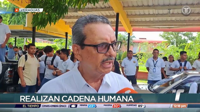 Realizan cadena humana tras asesinato de estudiante en Veraguas