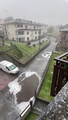 Pasturo, nubifragio in Valsassina: prima la  grandine, poi l'acquazzone