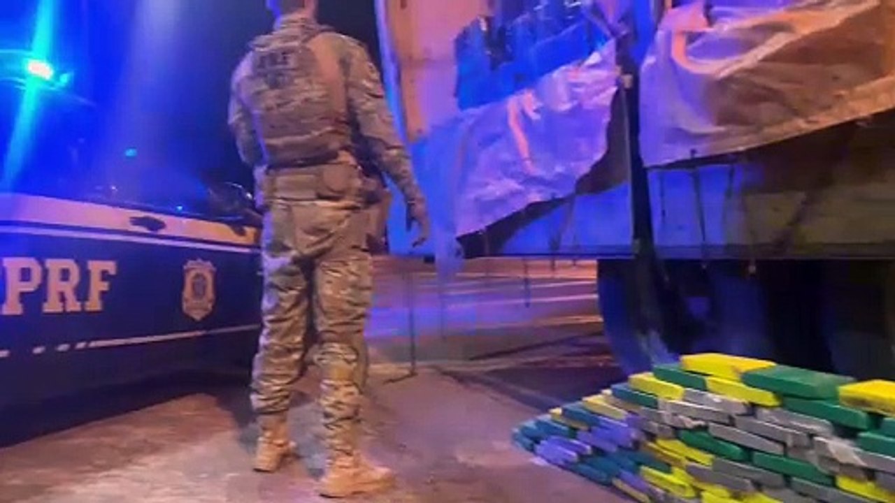 PRF apreende mais de 3,5 toneladas de maconha, além de crack e cocaína na região de Cascavel