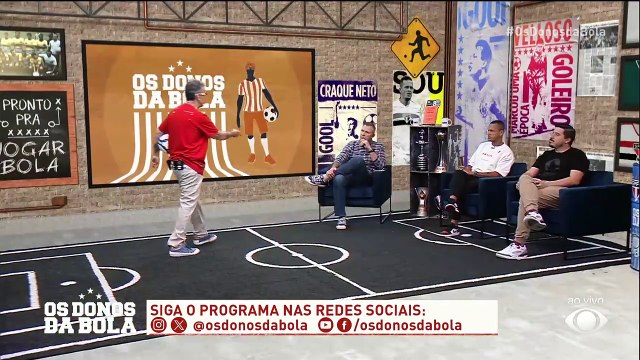 Velloso: Hugo, ex-Flamengo, interessa ao Corinthians