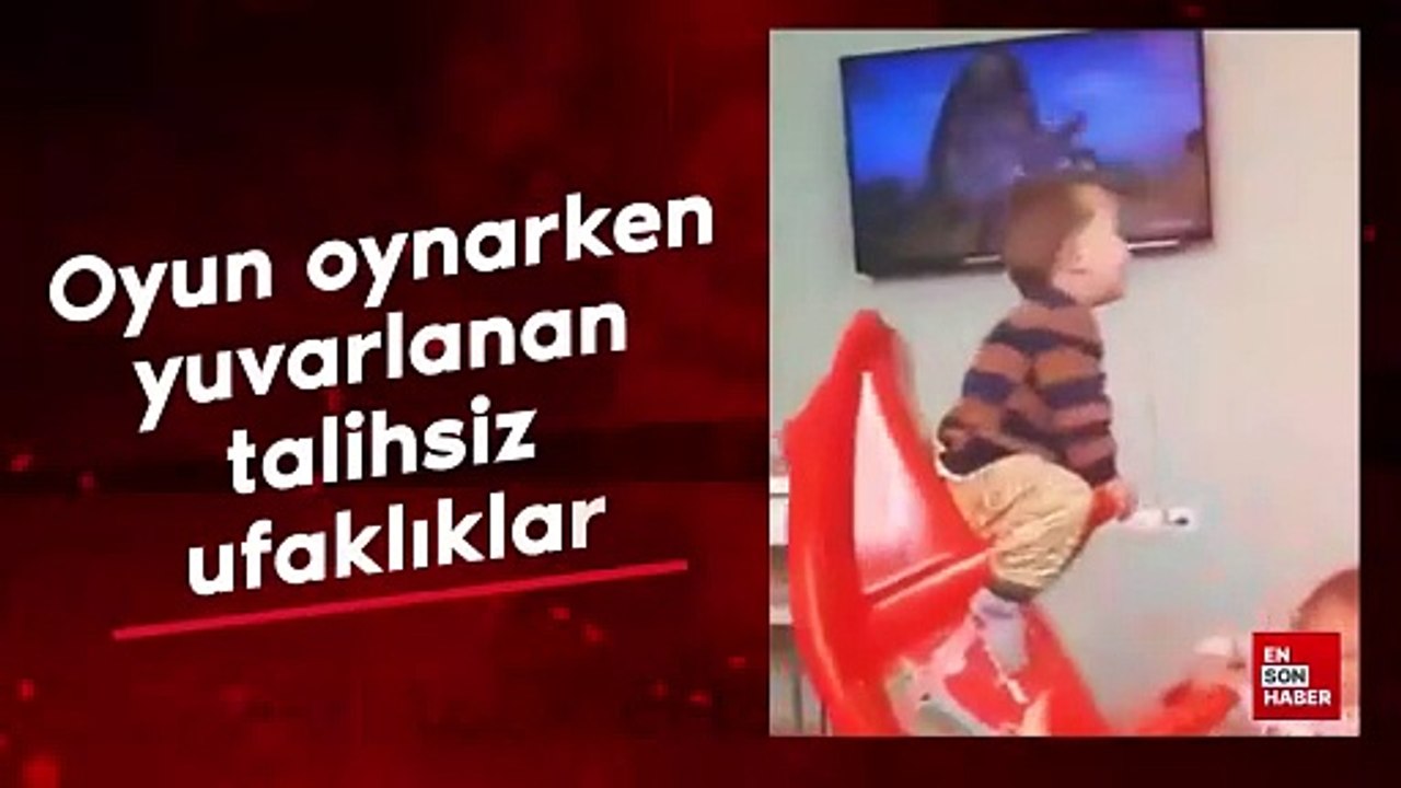 Oyun oynarken yuvarlanan talihsiz ufaklıklar
