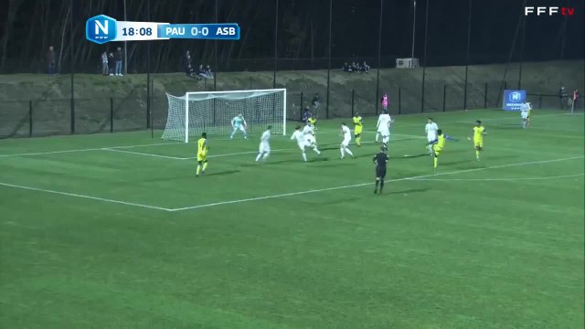 Superbe frappe de N'Diaye pour le Pau FC !