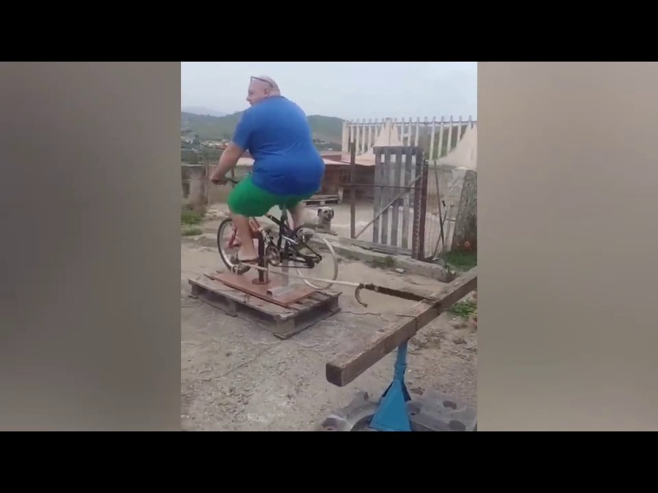FUNNY COMEDY Mummes
