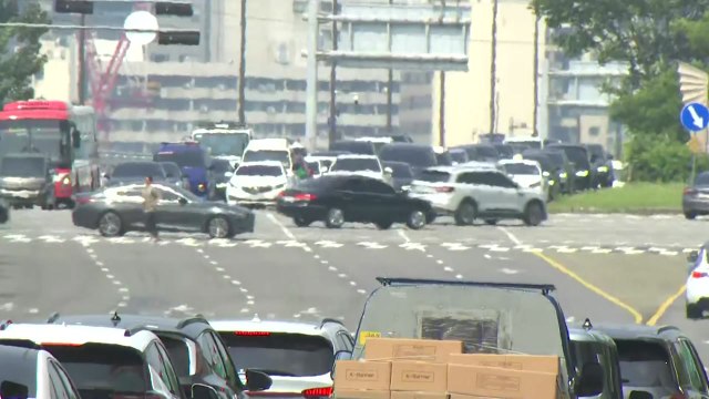 [날씨] 강릉 첫 '열대야'...대구 34℃ 낮에도 찜통더위 계속 / YTN