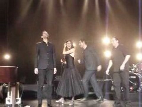 AaRON - Final (Folies Bergères)