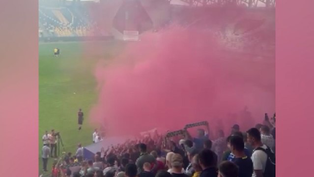 Mehmet Topal'a ilk antrenmanında coşkulu karşılama