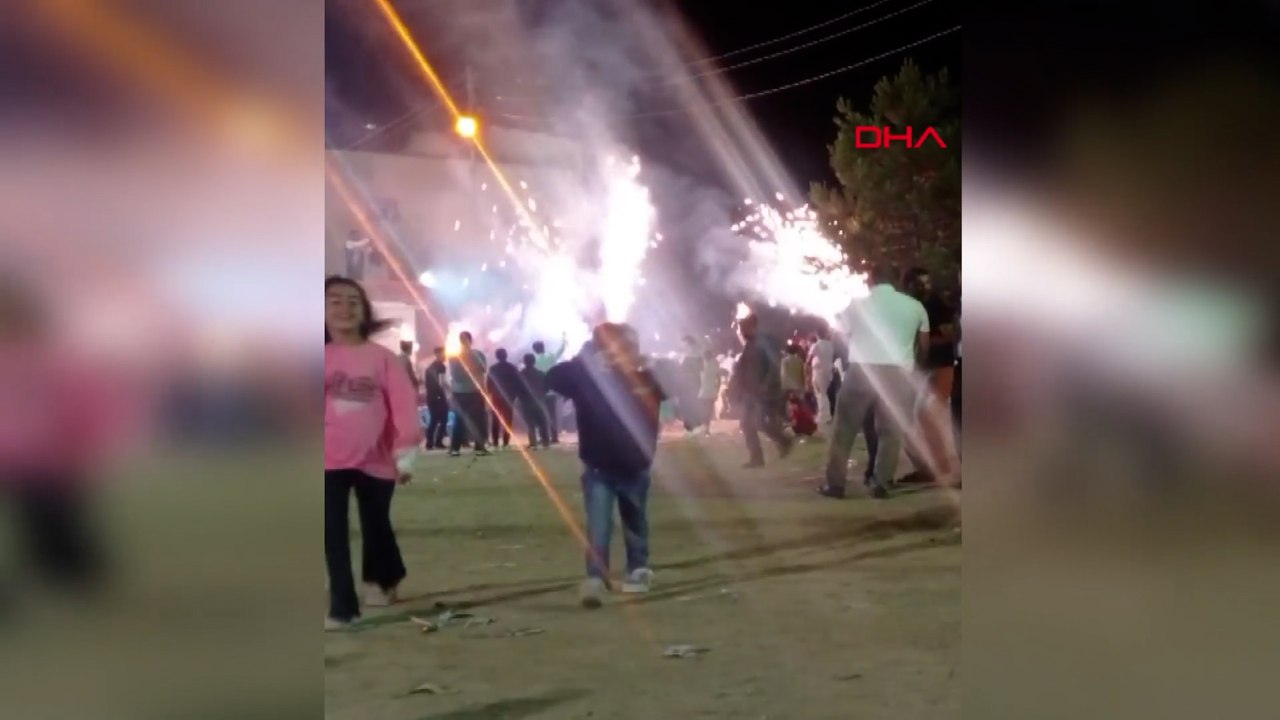 Düğünde atılan hava fişekler kalabalığın arasında patladı