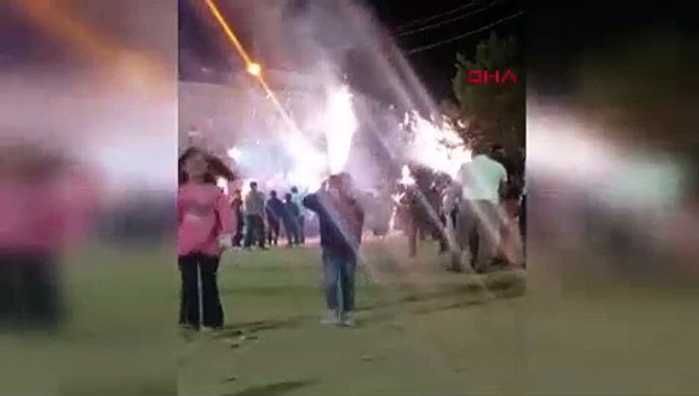 En mutlu günleri zehir oldu: Düğünde havai fişek gösterisi hastanelik etti