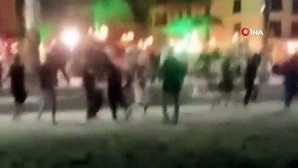 İstanbul'daki kafede meydan savaşı... Çok sayıda gözaltı var