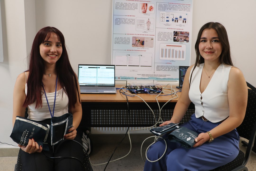 Başkent üniversitesi öğrencilerinden yeni buluş: Damar tıkanıklığında erken tanı sağlayan cihaz