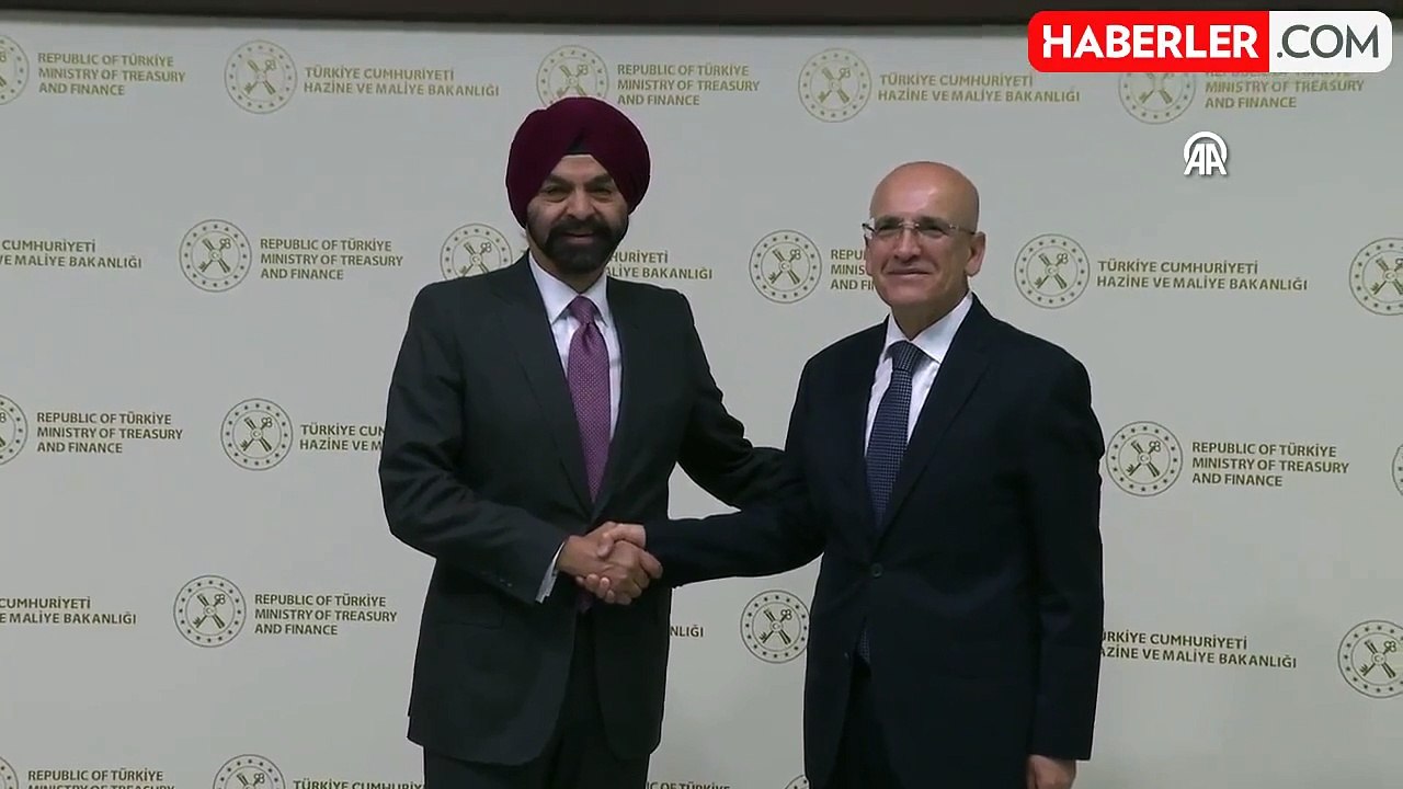 Hazine ve Maliye Bakanı Mehmet Şimşek, Dünya Bankası Grubu Başkanı Ajay Banga ile görüştü