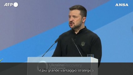 Zelensky: "Il vantaggio della Russia e' la superiorita' nei cieli"