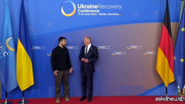 Ucraina, Zelensky a Berlino chiede aiuti per la difesa aerea