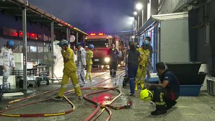 Mortal incendio en un mercado de mascotas en Tailandia
