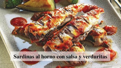 Sardinas al horno con salsa y verduritas