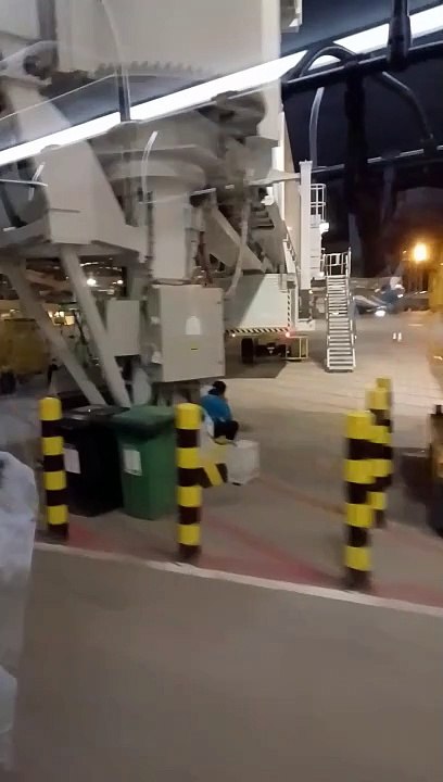 King Khalid International Airport Riyadh Saudi Arabia  Runway Airplanes