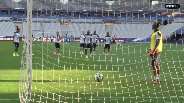 Reprises de volée et arrêts au Stade de France