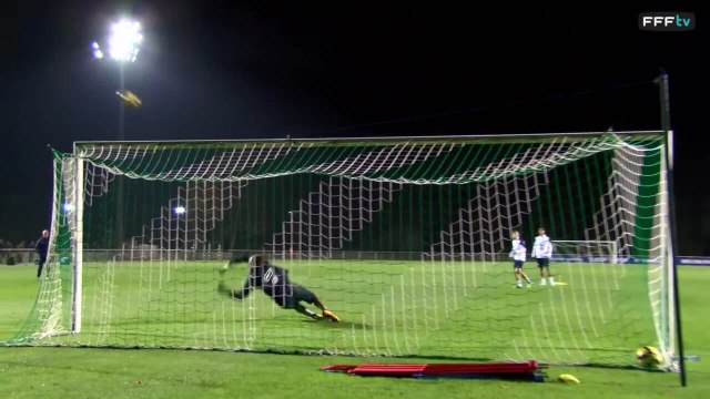 Reprises de volée, buts et arrêts à Clairefontaine
