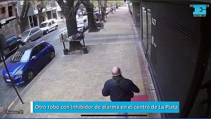 Otro robo con inhibidor de alarma en el centro de La Plata