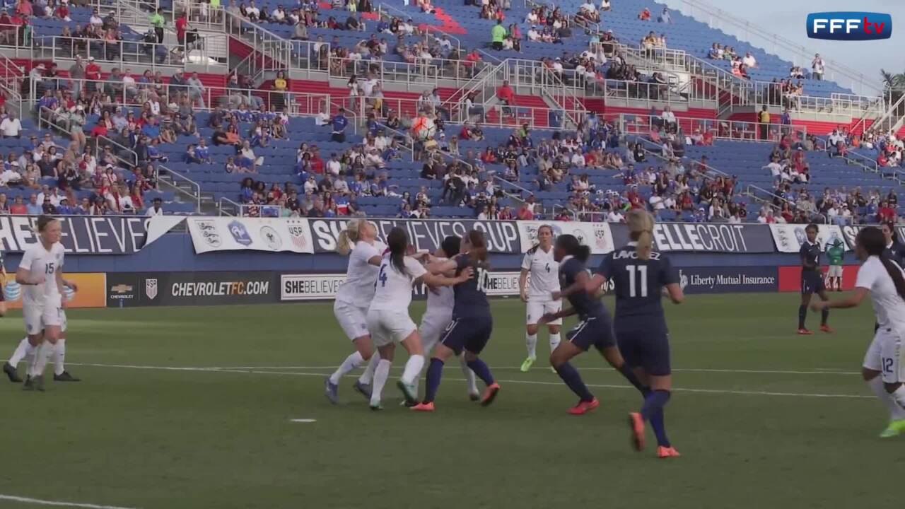 Retourné acrobatique de Claire Lavogez lors de France-Angleterre HD