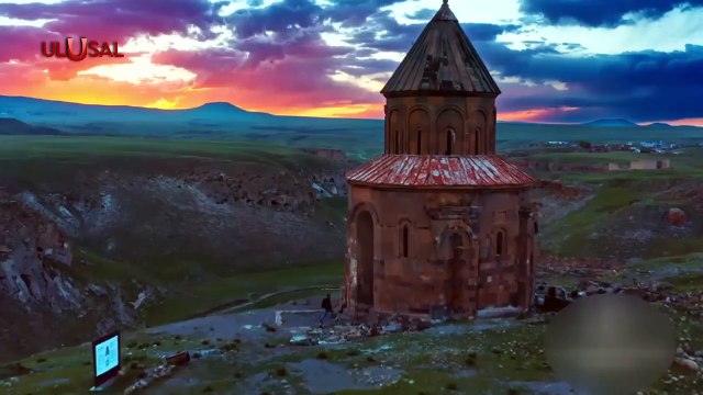Türkiye ve İran kültür sanatta da iş birliğini geliştiriyor! İran Milli Kütüphane ve Arşivler Kurumu Başkanı Alirıza Muhtarpur Ulusal Kanal'a konuştu