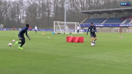 Travail devant le but pour les attaquants