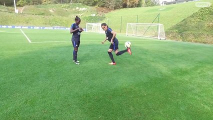 Gestes techniques entre Amel Majri et Viviane Asseyi