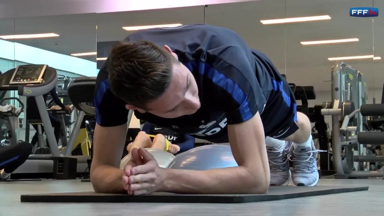 Exclusif l'échauffement en salle