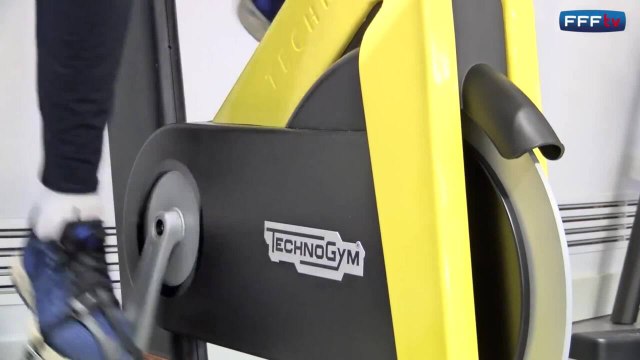 La séance d'échauffement des Bleus en salle