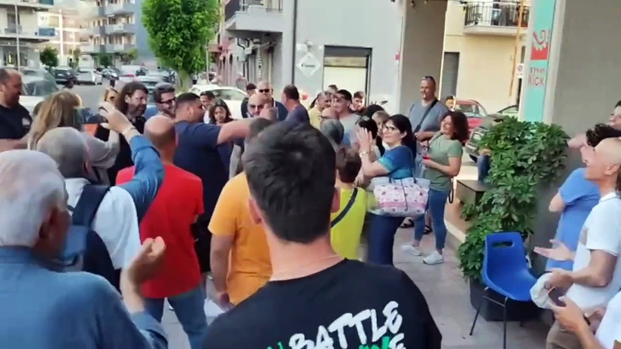 Un'ombra “sinistra” sulla Regione, il fattore Stasi aleggia sul voto dei prossimi anni. E lui festeggia... con le tagliatelle di mamma Lidia