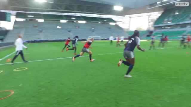 L'entraînement de l'Equipe de France Féminine à Geoffroy-Guichard