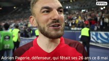 Coupe de France, finale l'équipe des Herbiers VF communie avec son public