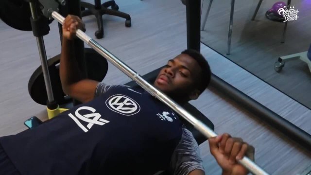 Les Bleus en salle avant l'entraînement, Equipe de France