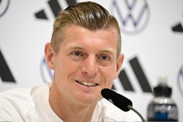 11 KROOS